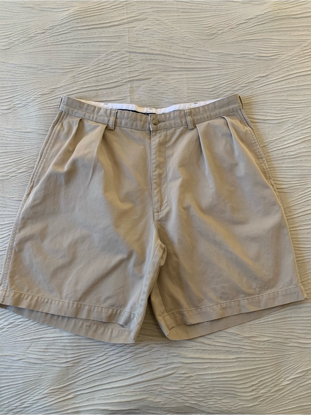 Vintage Polo Golf Double Pleat loose fit “Tyler” style khaki shorts, size 36x8